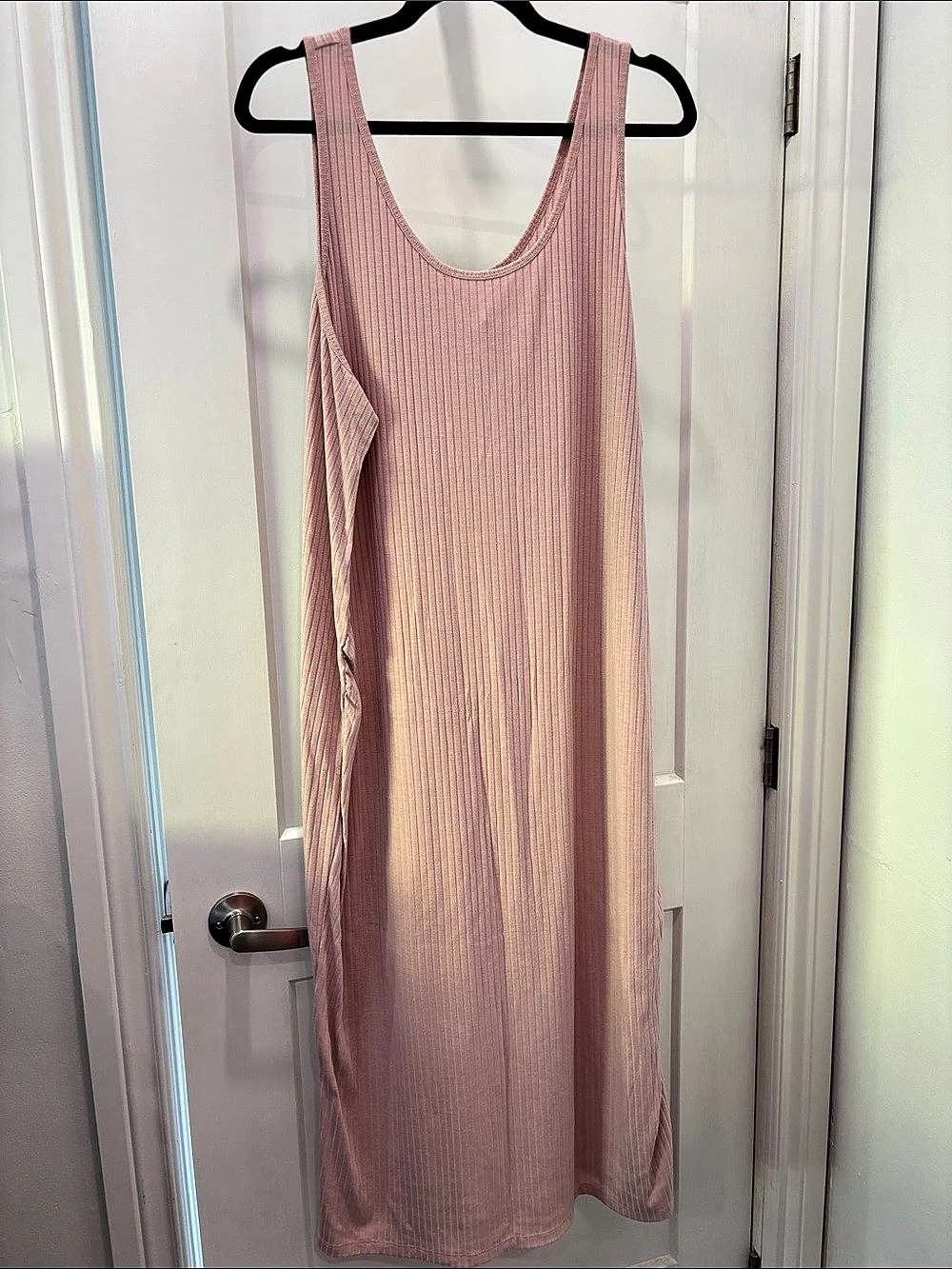 H&M Mama Ribbed Maxi Dress in Pink dusty rose